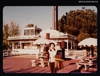 藏品(琦君夫婦生活照2-16(琦君於聖地牙哥獨照))的圖片