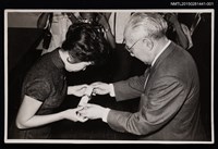 藏品(琦君領獎活動照1(第一次1963年領獎照))的圖片