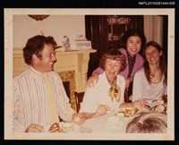 藏品(琦君第一次訪美照8（琦君與堪奈帝詩人們合影）)的圖片