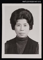 藏品(琦君獨照1-12)的圖片