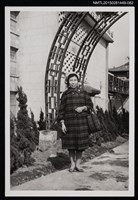藏品(琦君個人生活照1-82)的圖片