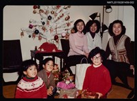 藏品(琦君與美國友人合照2)的圖片