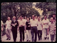 藏品(琦君與陸震廷等人合照)的圖片