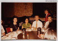 藏品(琦君夫婦與夏志清夫婦等人合照11)的圖片