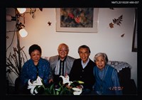 藏品(琦君夫婦與北美友人合照（琦君夫婦與戴潮聲夫婦合照）7)的圖片