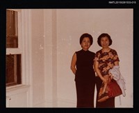 藏品(琦君夫婦與哈佛燕京圖書館館長吳文津夫婦等人合照（琦君與吳文津之夫人合照）15)的圖片