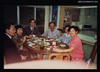 藏品(琦君夫婦與彭歌、黃文範妻等人餐聚合照1)的圖片