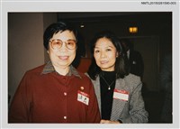 藏品(琦君夫婦與程明琤、譚煥瑛、張鳳等人合照（琦君與譚煥瑛合照）3)的圖片