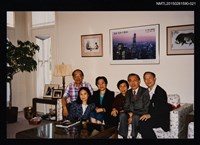 藏品(琦君夫婦與程明琤、譚煥瑛、張鳳等人合照（琦君夫婦與譚煥瑛夫婦等人合照）21)的圖片