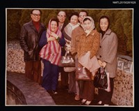 藏品(琦君與林海音、何凡、彭歌、梁實秋等人合照)的圖片