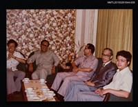 藏品(琦君與文友餐聚合照9)的圖片