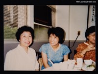 藏品(1989 琦君與文友餐聚合照8)的圖片