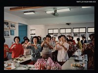 藏品(琦君出席郵政黨部文藝研習會講座照3)的圖片