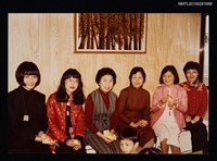 藏品(琦君與羅蘭等文友合照)的圖片