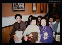 藏品(琦君出席金石堂文學講座與席慕蓉、小民等人合照2)的圖片
