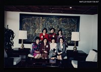 藏品(琦君與文友出席第一屆世界華文作家大會之合影7)的圖片