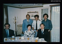 藏品(琦君夫婦與林煥彰等人合照)的圖片