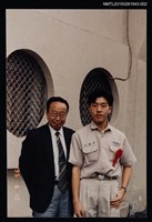 藏品(黃文範夫婦與兒黃運湘攝於建國中學畢業時(黃文範與其子黃運湘合照)2)的圖片