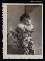 藏品(文友艾雯獨照1)的圖片