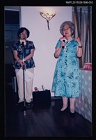 藏品(何凡與夏祖麗、黃春明等人出席《林海音傳》新書記者會照片2)的圖片