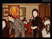 藏品(琦君夫婦與林海音壽宴上之合照)的圖片