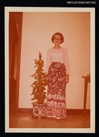 藏品(林海音三女夏祖葳獨照2)的圖片