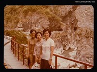 藏品(琦君與林海音、何凡、夏祖焯女兒等人出遊照6)的圖片