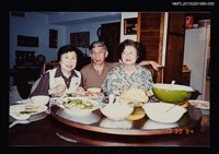 藏品(琦君與友人合照2-55)的圖片