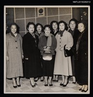 藏品(琦君與林海音、畢璞、潘人木等婦協成員合照)的圖片