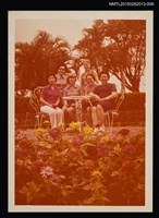 藏品(琦君與林海音等人與外國友人合照2-6)的圖片