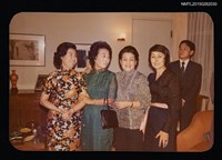 藏品(琦君與聶華苓及林海音和nancy合影)的圖片