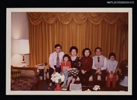 藏品(琦君夫婦與友人照2-12)的圖片