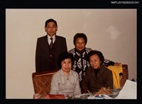 藏品(琦君夫婦與友人照2-41)的圖片