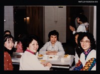 藏品(琦君夫婦與友人照3-3)的圖片