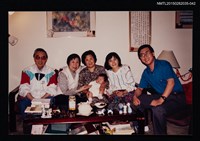 藏品(琦君夫婦與友人照4-42)的圖片