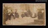藏品(林氏好擔任臺南第三公學校教員時期留影（遊藝會演出）)的圖片