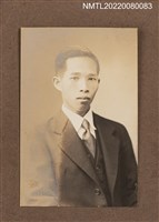 藏品(龍瑛宗1940年臺灣銀行時獨照)的圖片