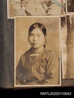 藏品(女學生獨照1)的圖片