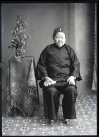 藏品(老婦人個人照)的圖片