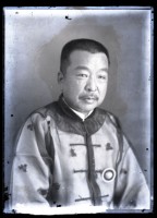 藏品(中年男子照)的圖片