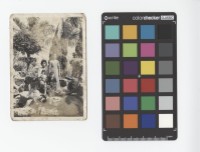 藏品(戶外家族合照)的圖片