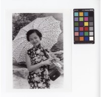 藏品(撐傘旗袍女子肖像)的圖片