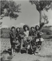 藏品(〈女孩群〉)的圖片