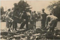 藏品(《六三節燒鴉片》之二)的圖片