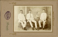 藏品(三人男子合照)的圖片