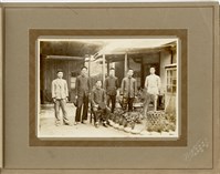 藏品(男子合照)的圖片