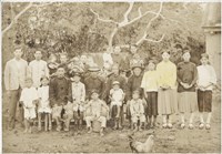 藏品(日治時期家族全家福)的圖片