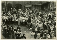 藏品(楊梅壢系列21：軍人之友社楊梅鎮支社學生街頭宣傳留念 楊梅老街(大華街))的圖片