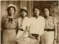 藏品(室內影棚系列肖像29)的圖片