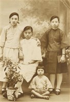 藏品(三少女與孩童肖像)的圖片